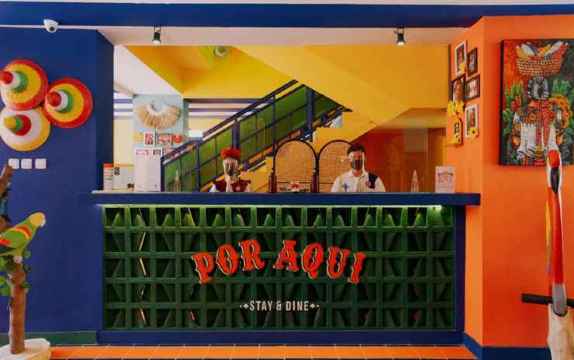 POR AQUI STAY & DINE #5
