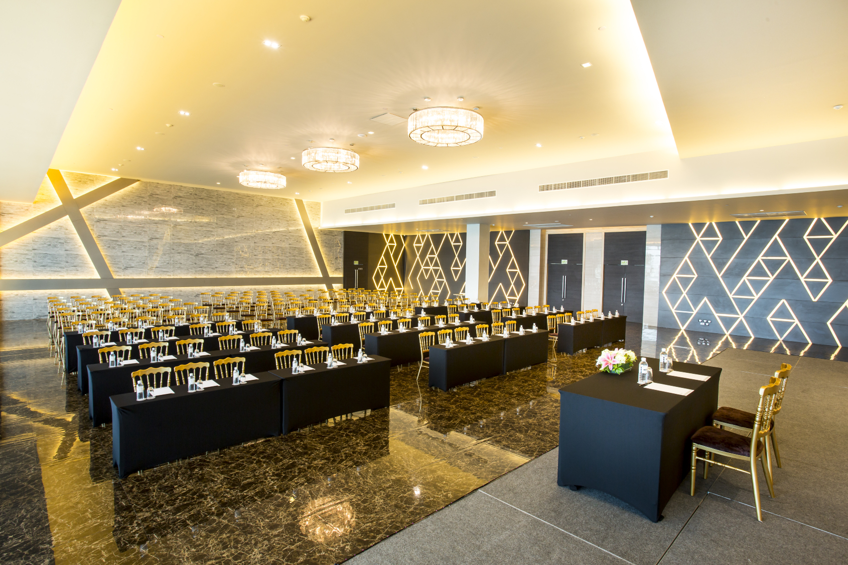 Tsix5 Phenomenal Hotel Pattaya #5