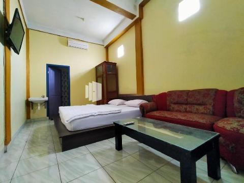 Hotel Hing Amimah Near Bau Bau Port RedPartner