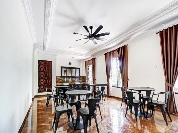 Urbanview Hotel Sultan Palace Malang by RedDoorz #5