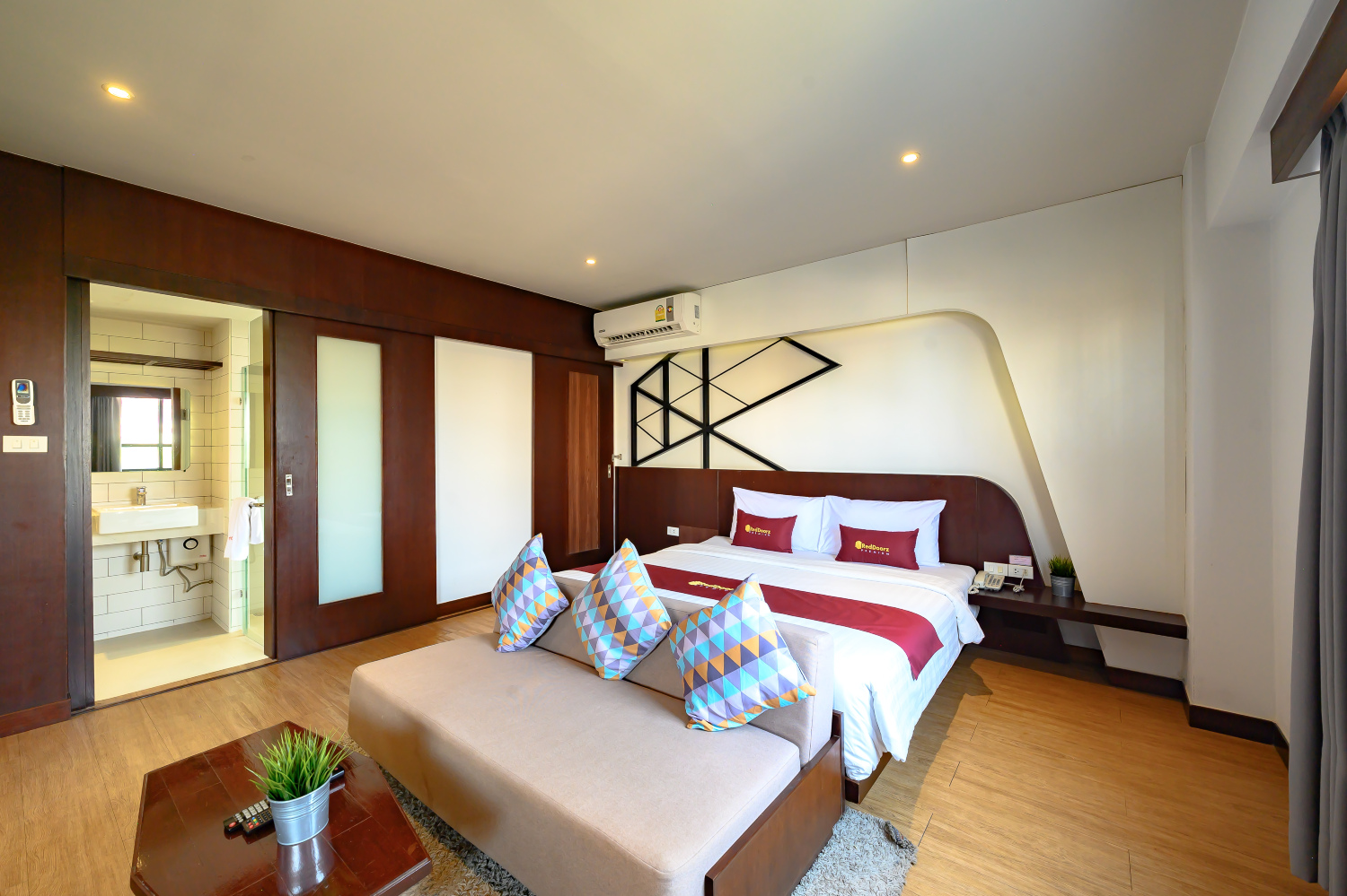Coco Hotel