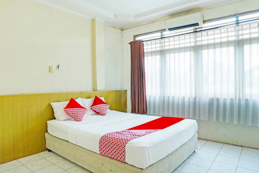 OYO 90390 Hotel Rd Premiumnearrsud Station