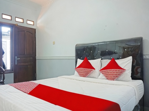 OYO 90369 An Nur Family Homestay Syariah