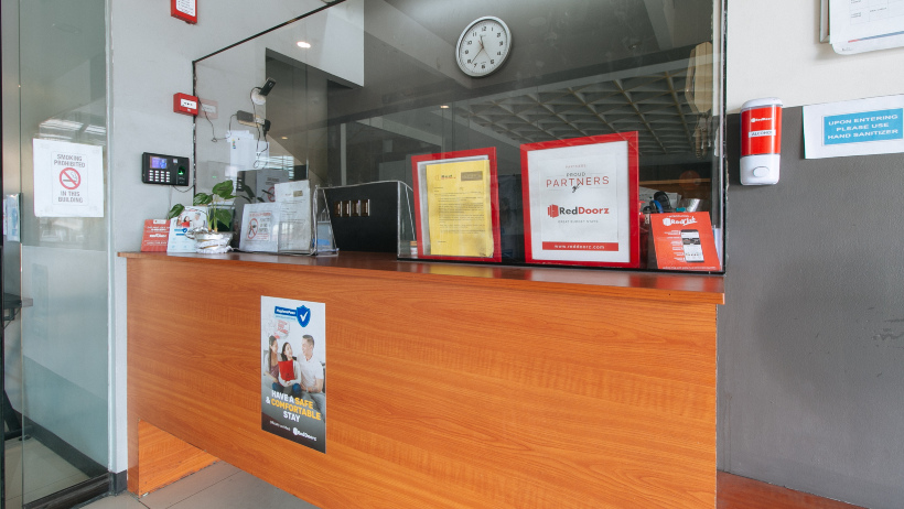 RedDoorz Plus @ Kamuning Quezon City #5