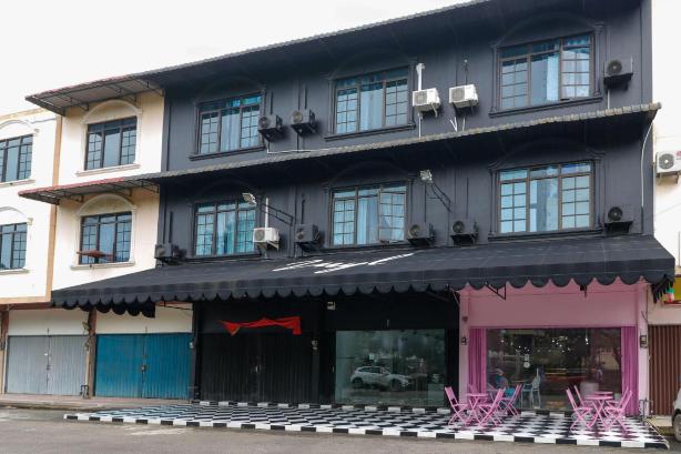 RedDoorz Plus Near Batam City Square #5