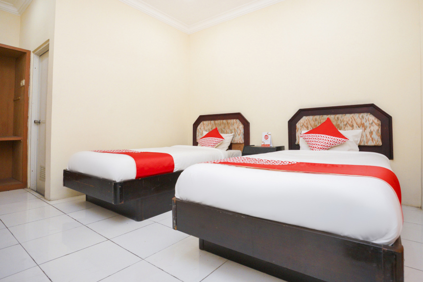 OYO 2003 Female Guest House #5