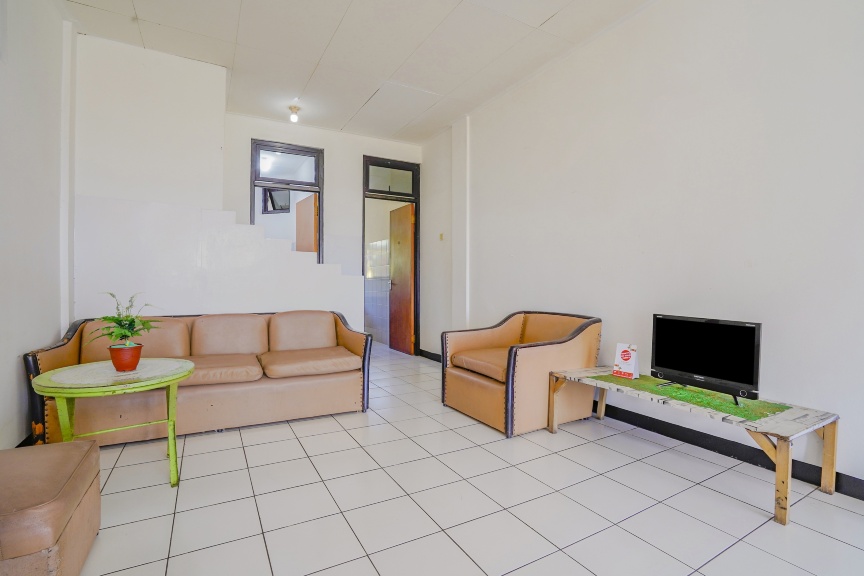 OYO 90352 Villa Agape 2 #5