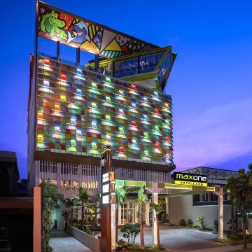 MaxOneHotel Tidar Surabaya