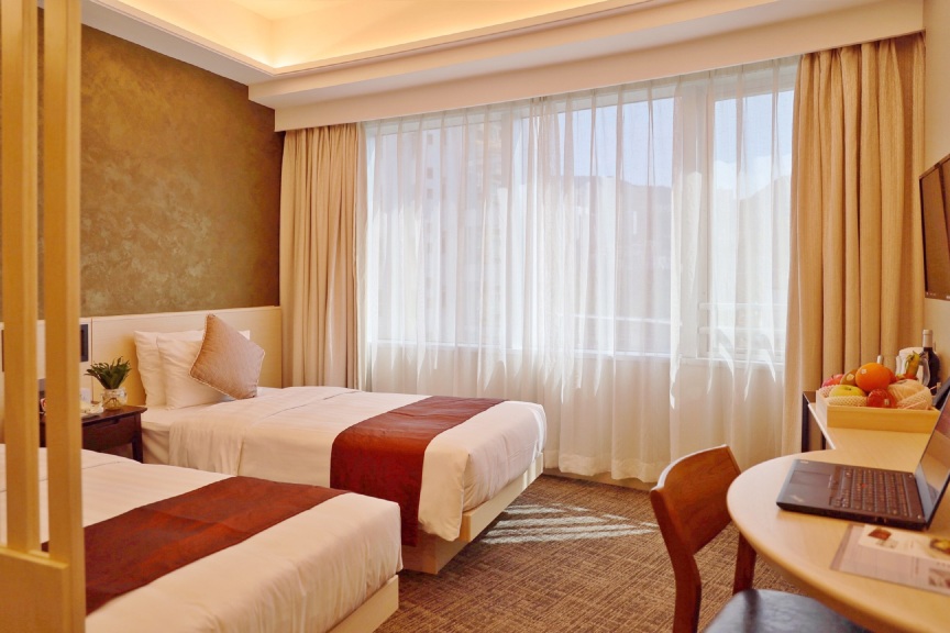 South Pacific Hotel #5