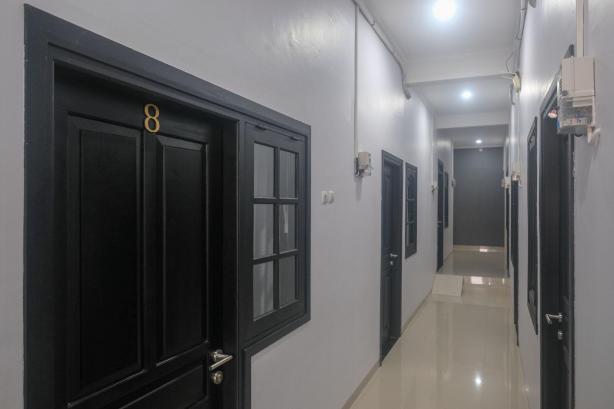 RedDoorz Syariah Near Unimus Semarang #5