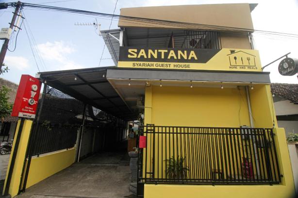 Capital O 2258 Santana Syariah Guest House #5