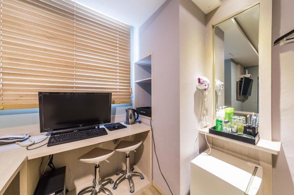 Shine Hotel #5