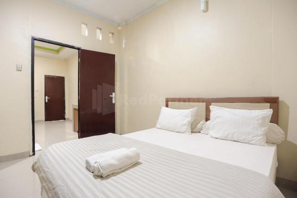 Srb Near Mall Ciputra CIbubur Mitra RedDoorz