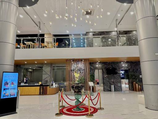 Skyport Hotel #5