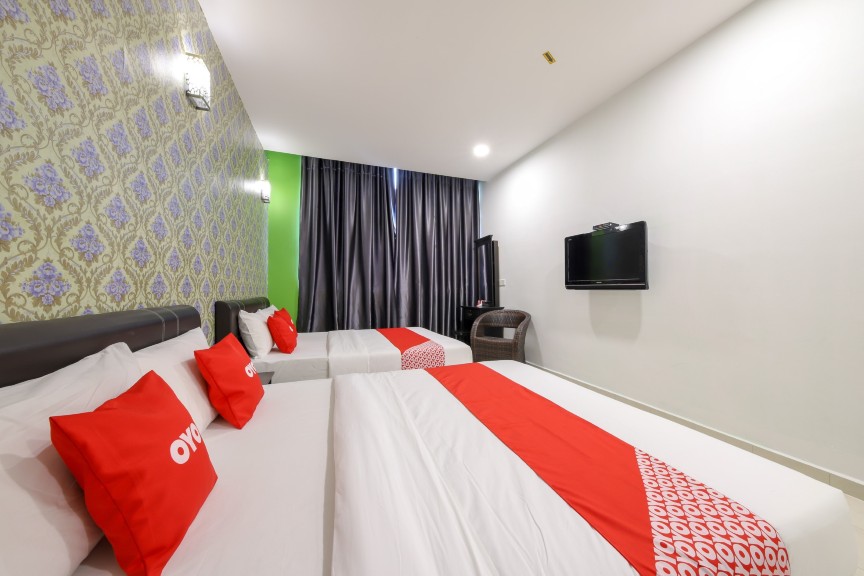 OYO 89497 Dream Nur Hotel #5