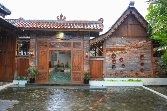 Dalem Jongke by Ubu Villa - 9 Bedrooms Villa in Yogyakarta #5