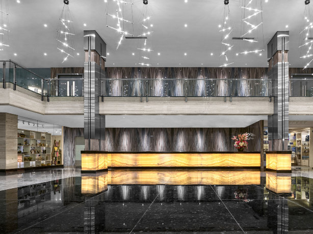 FM7 Resort Hotel Bandara Jakarta Airport #5