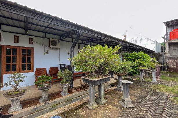 RedDoorz Syariah Near RS Bhayangkara Nganjuk #5