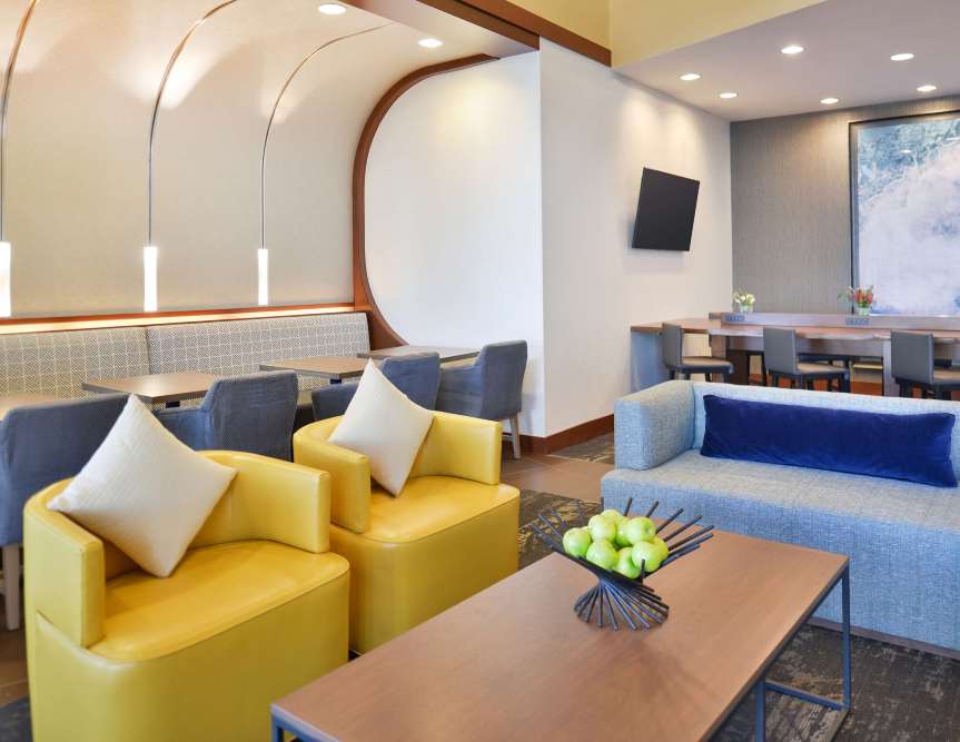 Hyatt Place Garden City #5