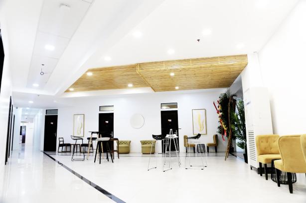Travelbee Airport Inn #5