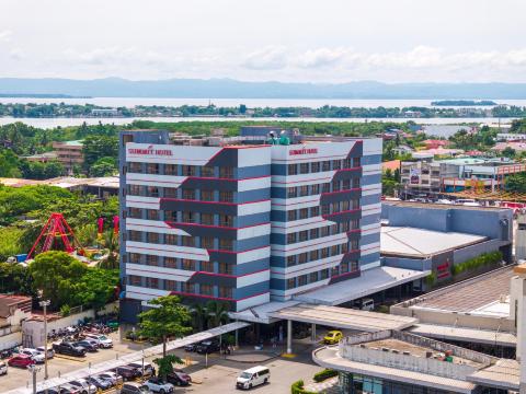Summit Hotel Tacloban