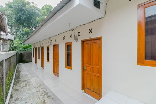 SPOT ON 2750 Ayu Homestay Syariah