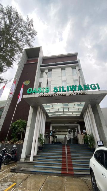 Oasis Siliwangi Sport Hotel