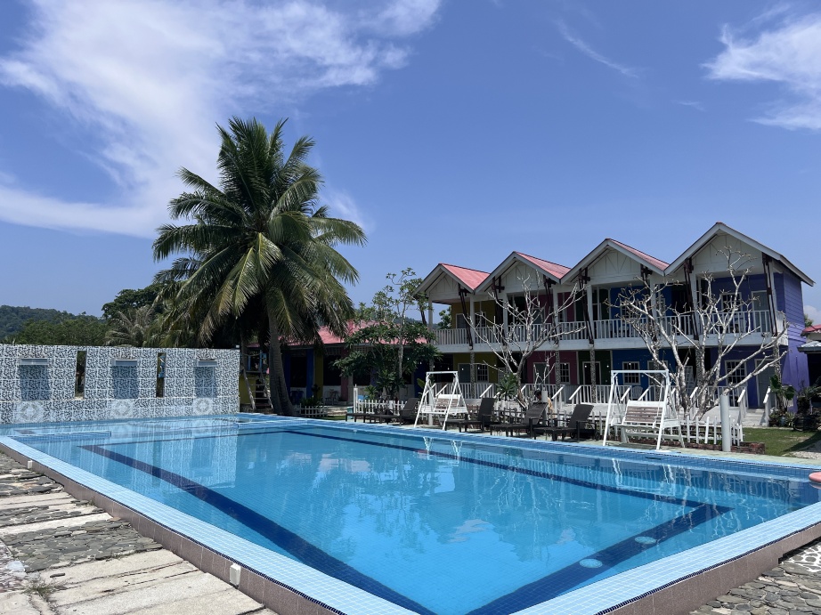Capital O 91017 Tuba Beach Resort @ Pulau Tuba