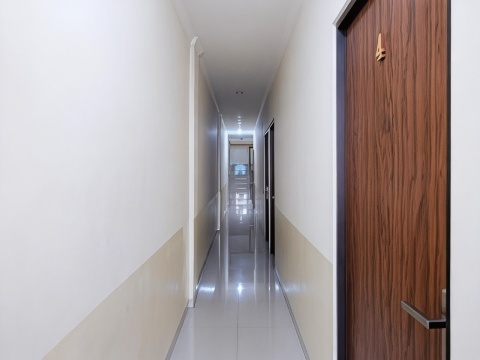 RedDoorz @ Jalan Biak Roxy Jakarta #5