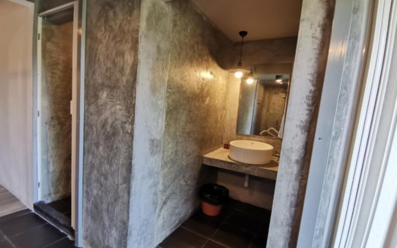 8 Sleeper Street Guesthouse #5