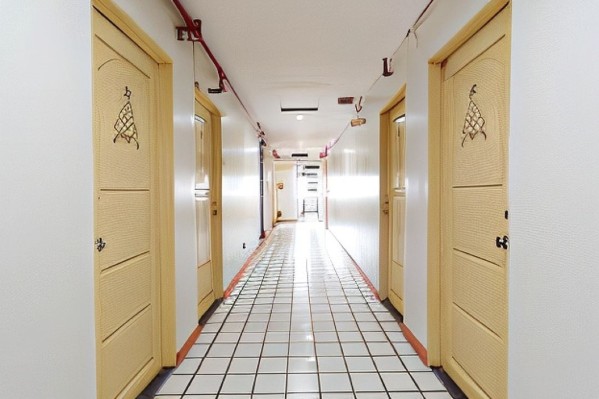 RedDoorz Plus near Johnson and Johnson Paranaque #5
