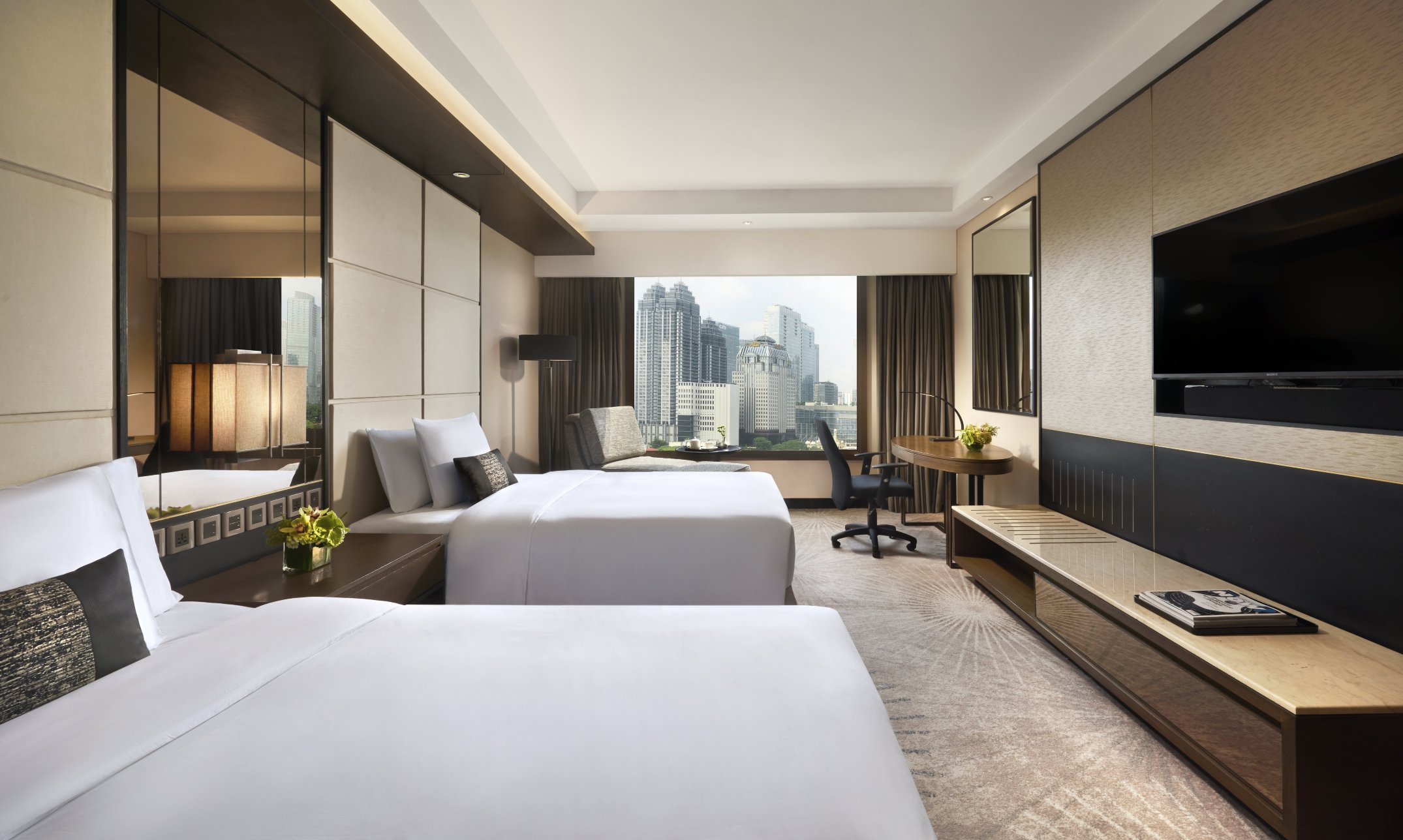 Mangkuluhur ARTOTEL SUITES #5