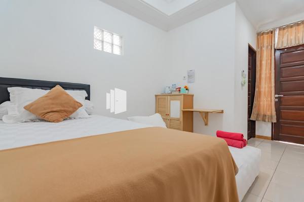 Langkar Guest House Syariah Mitra RedDoorz