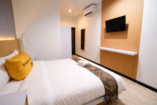 Gapura Residence #5