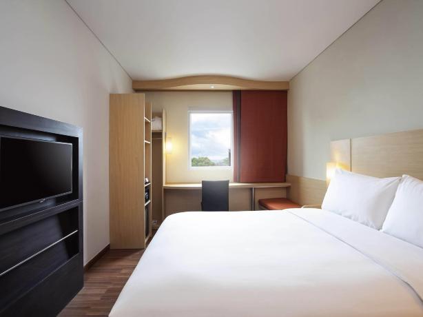 Ibis Makassar City Center