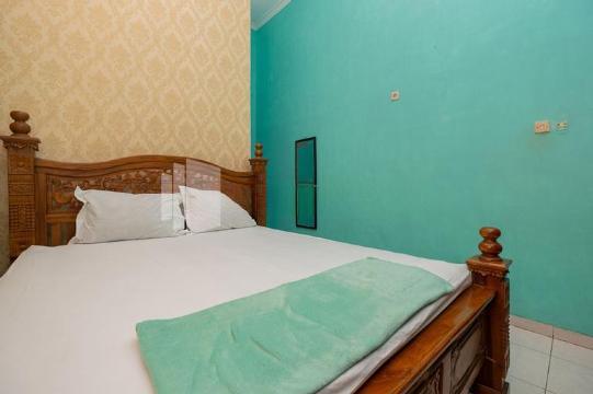Hotel Wisata Ziarah Sunan Bonang Syariah Mitra RedDoorz #5