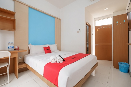 RedDoorz Syariah Plus @ Wisma Bougenville Karawaci