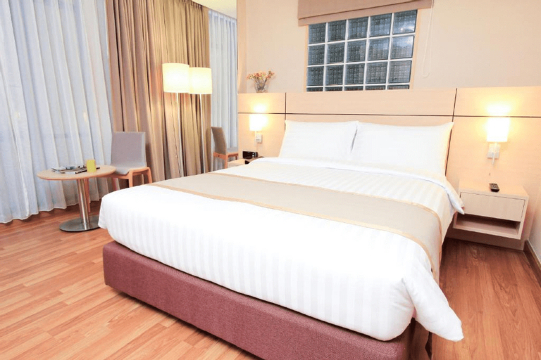 Petals Inn #5