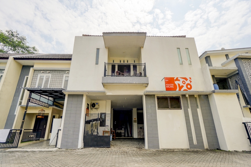 RedDoorz Near Plaza Araya Malang