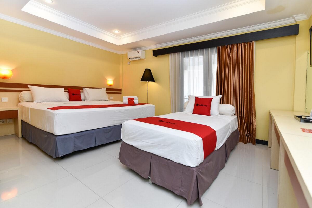 RedDoorz Plus Near Mall Bali Galeria 2 #5