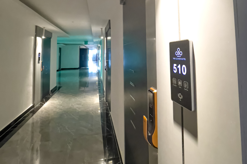 The Clover Hotel Angeles City #5