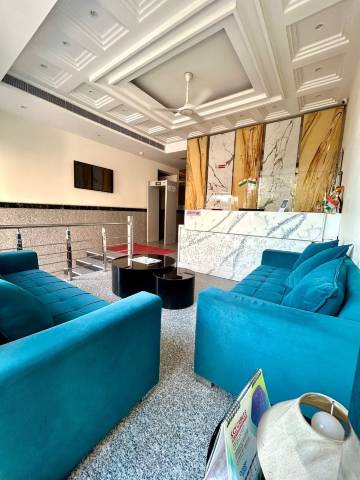 Z Suites Hotel Mahipalpur IGI Airport #5