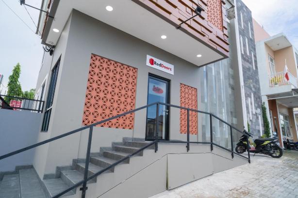 RedDoorz Near Sindu Kusuma Edupark 3 #5