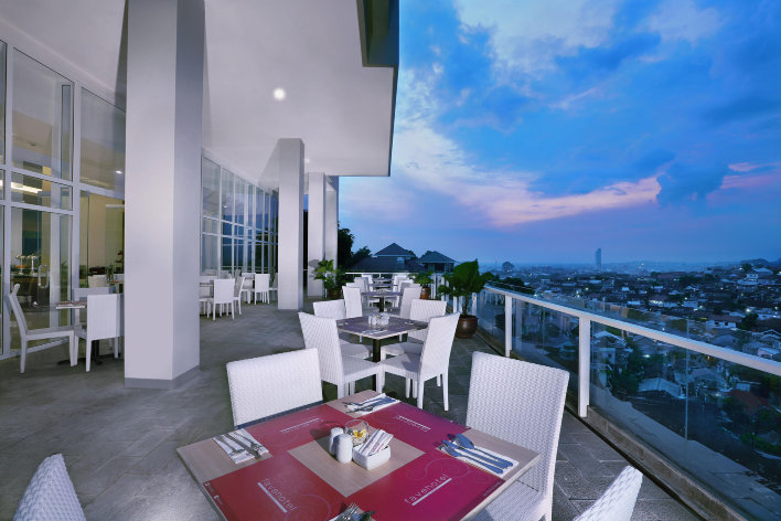 favehotel Simpang Lima - Semarang #5