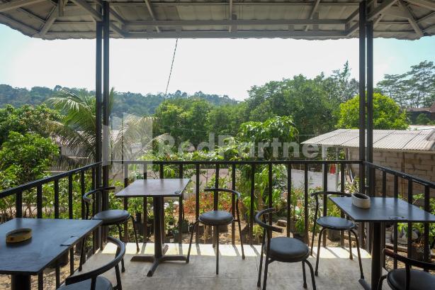 Travelista Homestay Near Gor Candradimuka Semarang Mitra RedDoorz