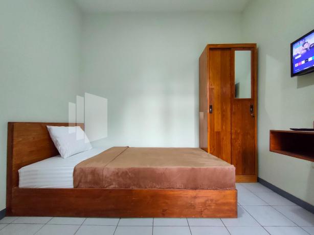 Saijaan Guesthouse Unej RedPartner
