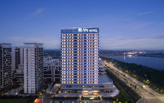 AN Hotel