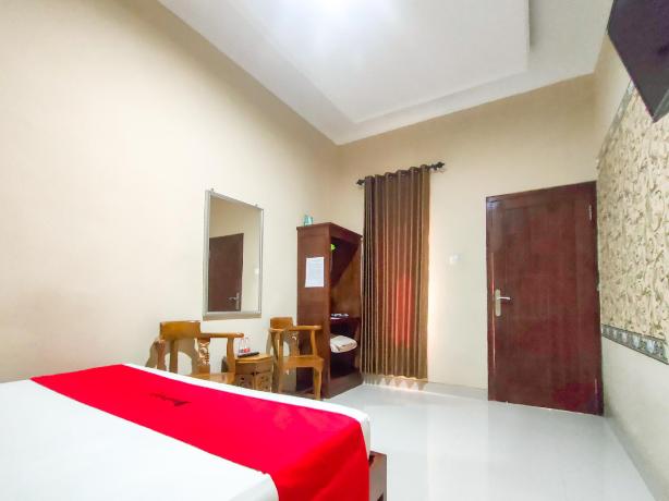 RedDoorz Syariah @ Graha Adi Karya Kartasura