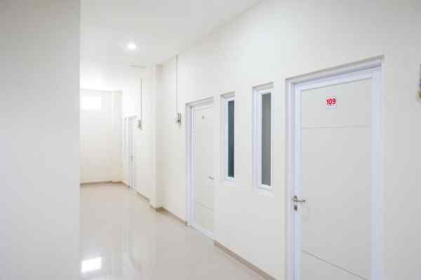 RedDoorz Near Pacific Mall Tegal 2 #5