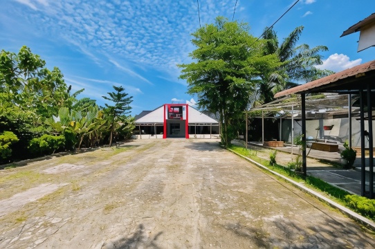RedDoorz Syariah near RSU Sylvani Binjai #5